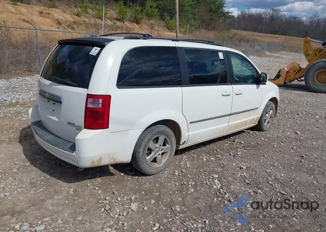 2010 Dodge Grand Caravan Sxt z USA, uszkodzony, nr VIN 2D4RN5D12AR120322